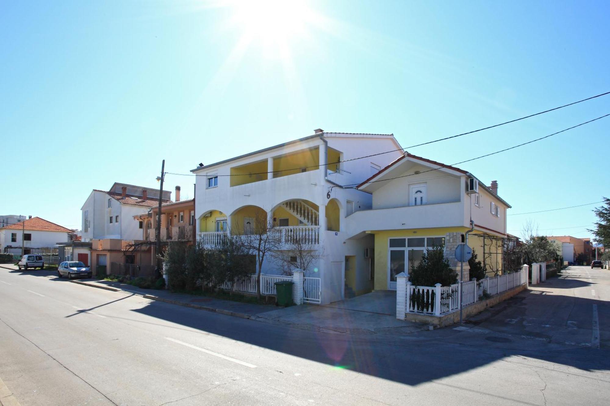 Apartments Maruna Self Check-In Zadar Exterior photo